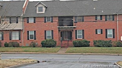 1735 S Peoria Ave unit 2, Tulsa, OK 74120 - photo 2