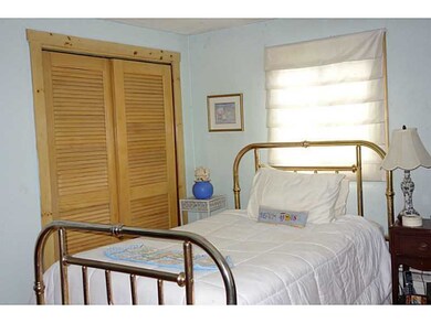 61 S Ferry Rd, Narragansett, RI 02882 - photo 7