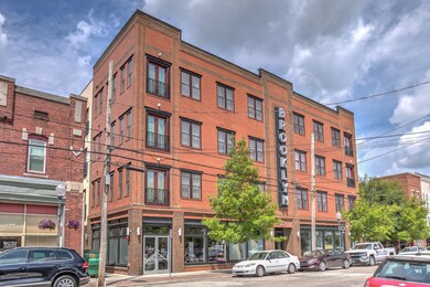 709 N 4th St # 201-4
