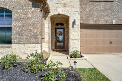 28430 Hannahs Harbor Ln, Katy, TX 77494 - photo 2