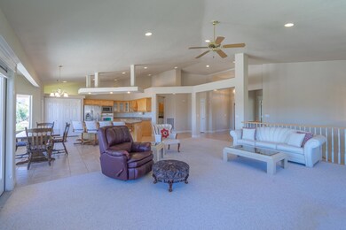 2376 Augusta Dr-032