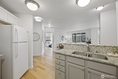 23916 NE 115th Ln unit 204, Redmond, WA 98053 - photo 5