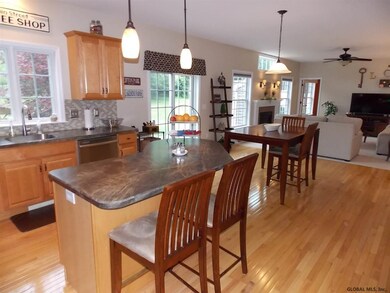 18 Liberty Way, Clifton Park, NY 12065 - photo 5