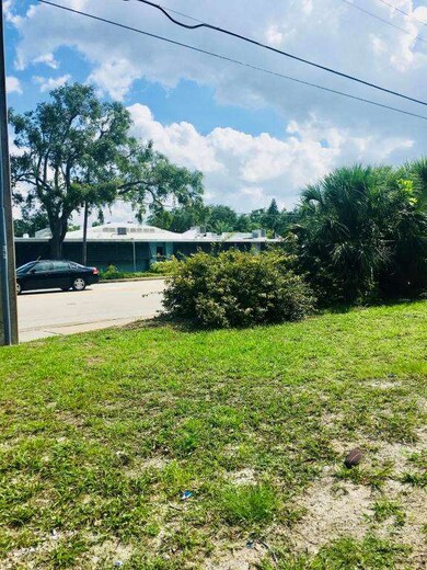 1504 Garden St, Titusville, FL 32796 - photo 4