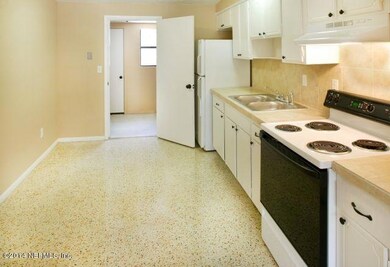 4738 Palmer Ave, Jacksonville, FL 32210 - photo 4