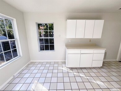 1718 Mountain Lake Rd, Dallas, TX 75224 - photo 5