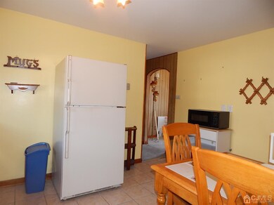 600 Sheridan Ave, Middlesex, NJ 08846 - photo 5