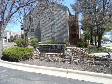 12027 W 58th Place unit J, Shawnee, KS 66216 - photo 3