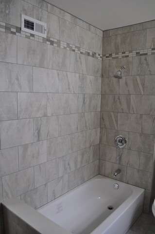 219 S Prairie St, Batavia, IL 60510 - photo 6