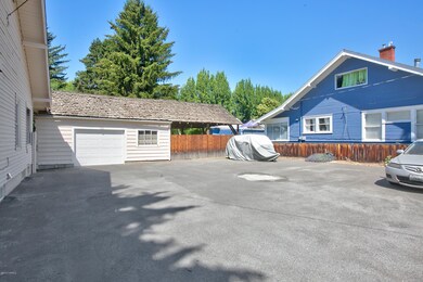 4 N 36th Avenue