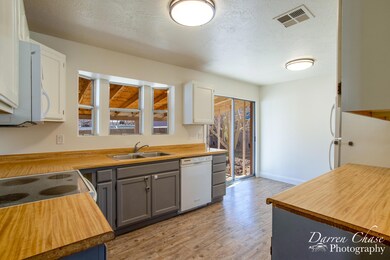 Kitchen - Main Level