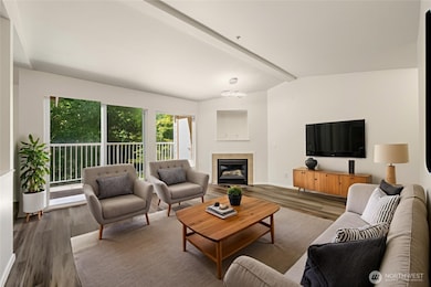 710 240th Way SE unit J302, Sammamish, WA 98074 - photo 3