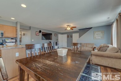 8838 Sunset Breeze Dr, Reno, NV 89506 - photo 7