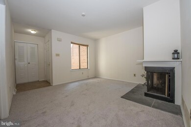 202 Danor Ct, Chesterbrook, PA 19087 - photo 2