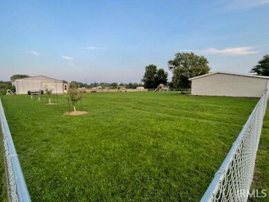 12883 S 1000 E, Converse, IN 46919 - photo 3