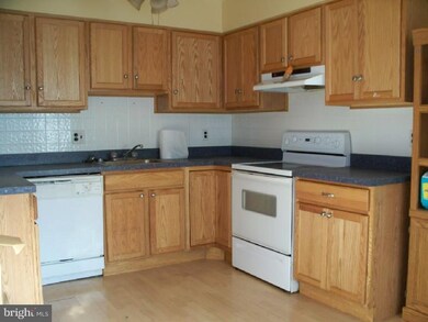 98 Bayberry Ct, Lumberton, NJ 08048 - photo 5