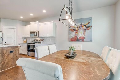 132 Kingston Ln, Hudson Oaks, TX 76087 - photo 6