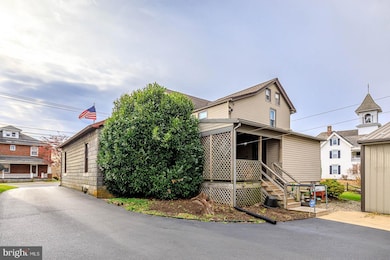 200 E Main St, East Earl, PA 17519 - photo 6