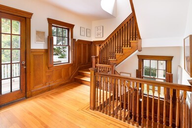 16 Maple Ave unit 2, Cambridge, MA 02139 - photo 2