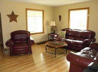 2633 Caughey Rd, Erie, PA 16506 - photo 3