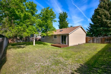 1815 NE Mark Ct._005