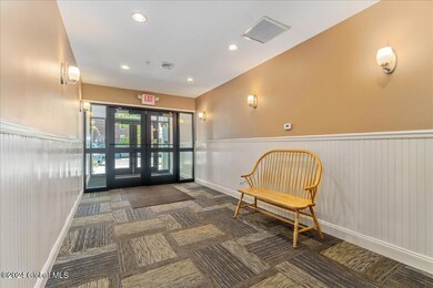260 Washington Ave unit 203, Albany, NY 12210 - photo 2