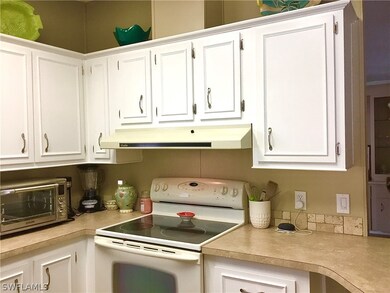 Rt Side Kitchen
