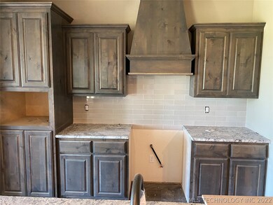 4243 W 4th St, Skiatook, OK 74070 - photo 5