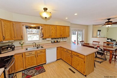 10 Farrell Rd, Troy, NY 12180 - photo 4