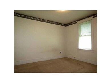 2935 Mckinley Ave, Columbus, IN 47201 - photo 7