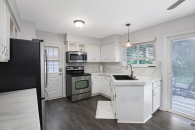 4110 Echo Dr, West Bloomfield, MI 48323 - photo 6