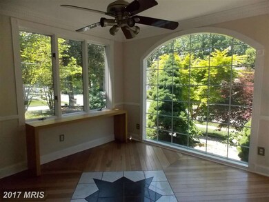 9325 Raintree Rd, Burke, VA 22015 - photo 3