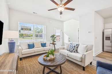 15SilverStreet-102FoxChase-IslandHouseMe