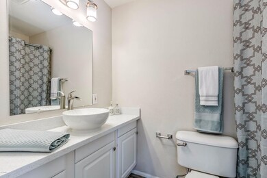Updated Spa like En Suite!