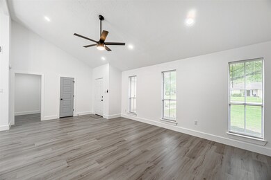 10931 Mackenzie Dr, Houston, TX 77086 - photo 4