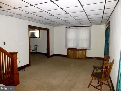 713 Greenway Ave, Darby, PA 19023 - photo 3