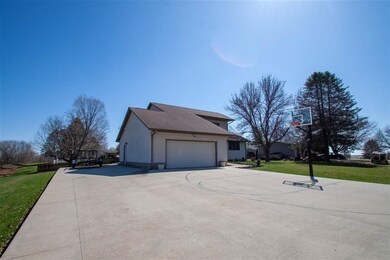 1 Greenview Dr, West Branch, IA 52358 - photo 3