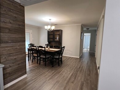 300 Redwater Rd, Wake Village, TX 75501 - photo 6