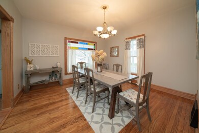308_E_Chart_Street_02