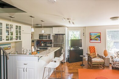 22 Conwell St unit UC, Provincetown, MA 02657 - photo 7