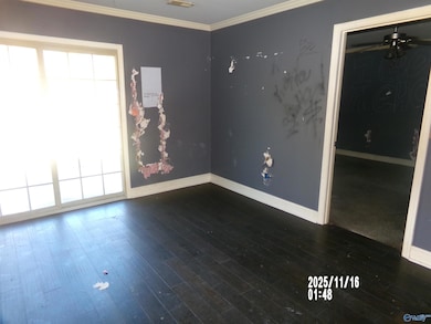 27022 N Wales Rd, Elkmont, AL 35620 - photo 5