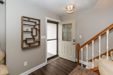 2202 Sumpter Trail, Columbus, IN 47203 - photo 3