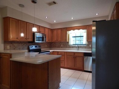 Kitchen w/solid surface countertops