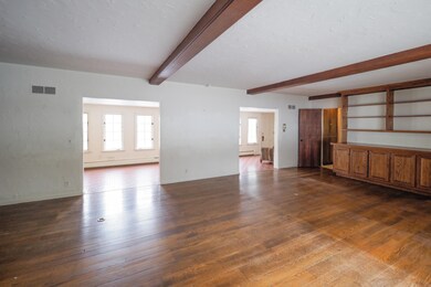 1410 Low Rd-107