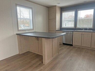 14876 Washington Rd unit 154, West Burlington, IA 52655 - photo 3