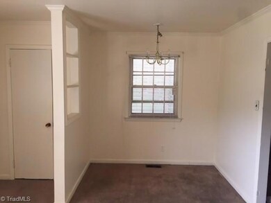 2321 Emerywood Rd, Greensboro, NC 27403 - photo 3