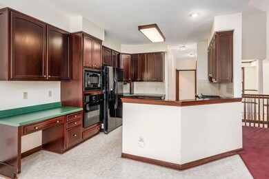 328 Ashmoore Cir E, Powell, OH 43065 - photo 4