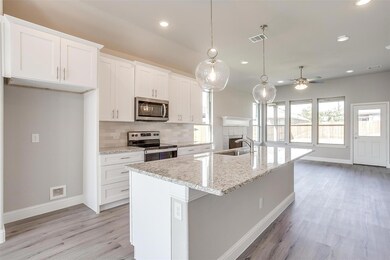 717 Hackamore St, White Settlement, TX 76108 - photo 7