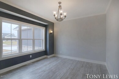 Formal dining room/flex room