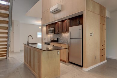 1613 W University-6
